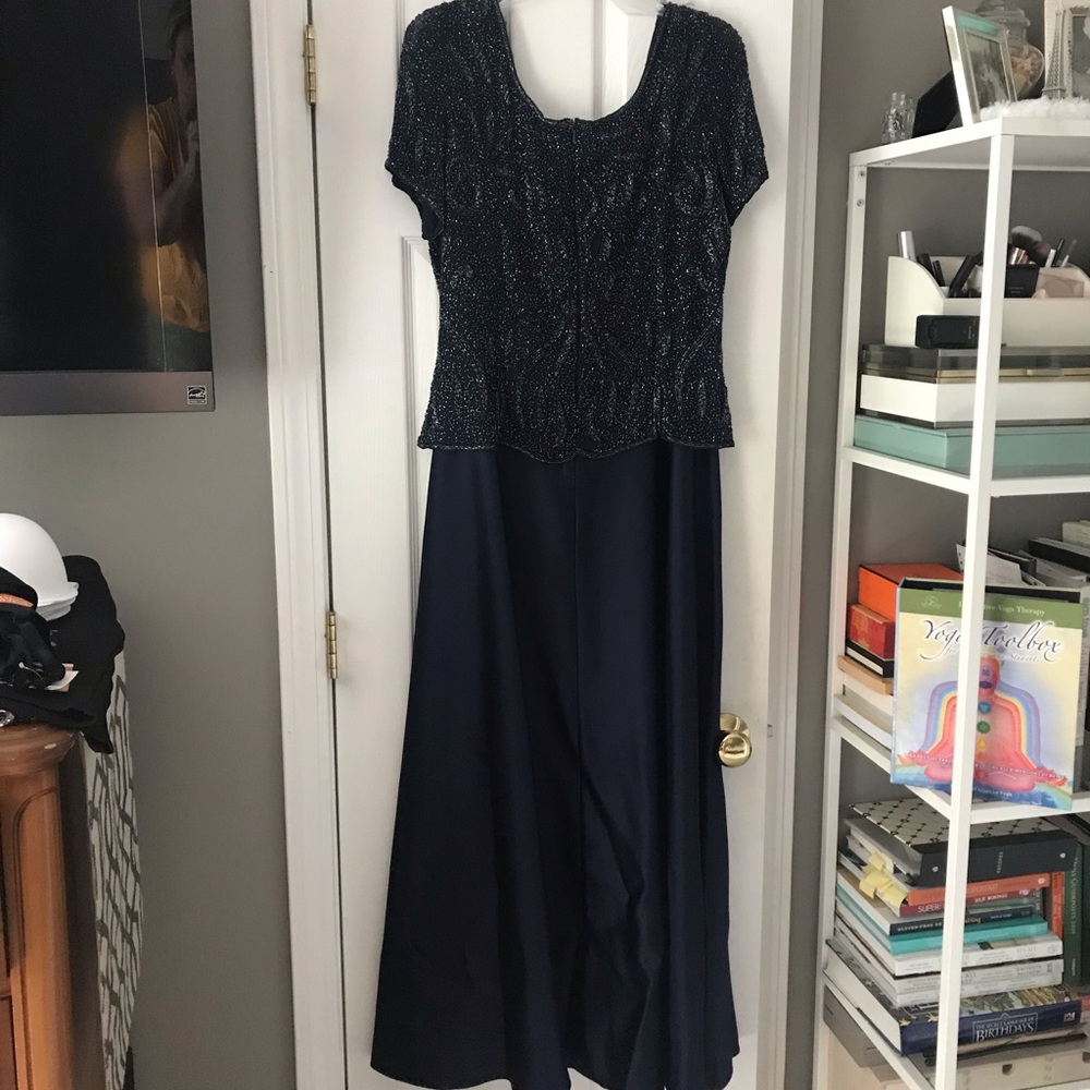 Satin and Beaded Ball Gown/Dress - Size 14
